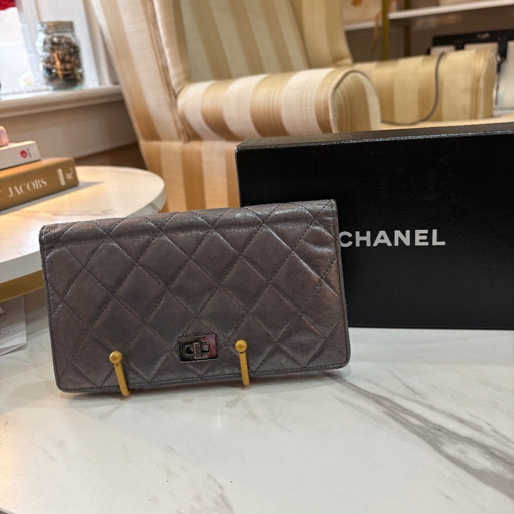 Chanel wallet